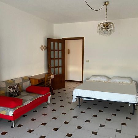 Casa Vacanze Gilli Hotel Cagliari Bagian luar foto