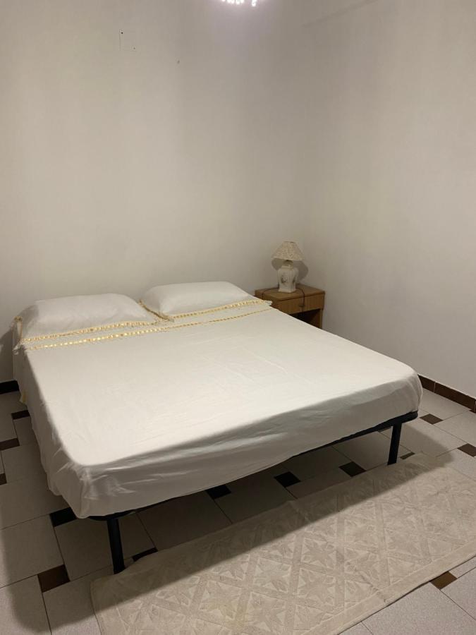 Casa Vacanze Gilli Hotel Cagliari Bagian luar foto