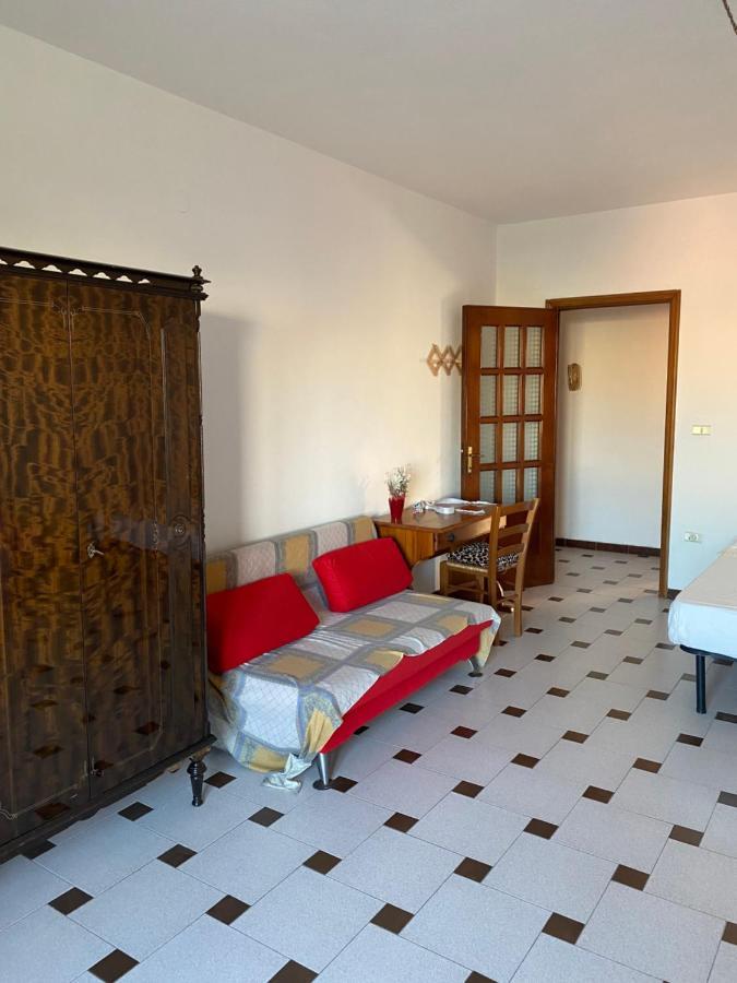 Casa Vacanze Gilli Hotel Cagliari Bagian luar foto