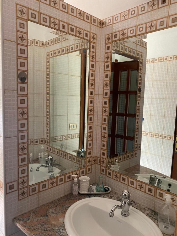 Casa Vacanze Gilli Hotel Cagliari Bagian luar foto